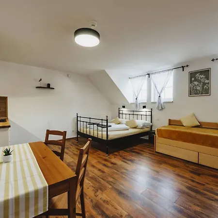 Sumavska Vlcice - Zleby 3*