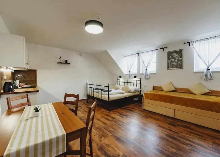 Sumavska Vlcice - Zleby 3*